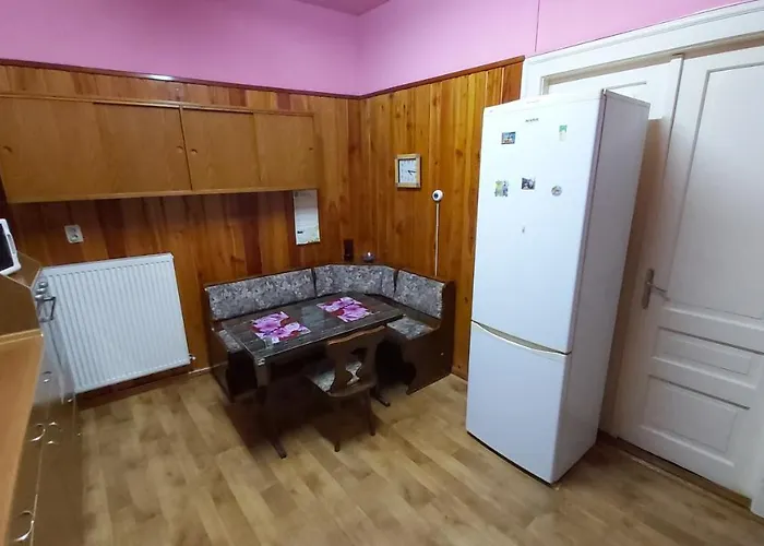 - Centrul Vechi Brasov